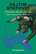 Une vache donne naissance la nuit